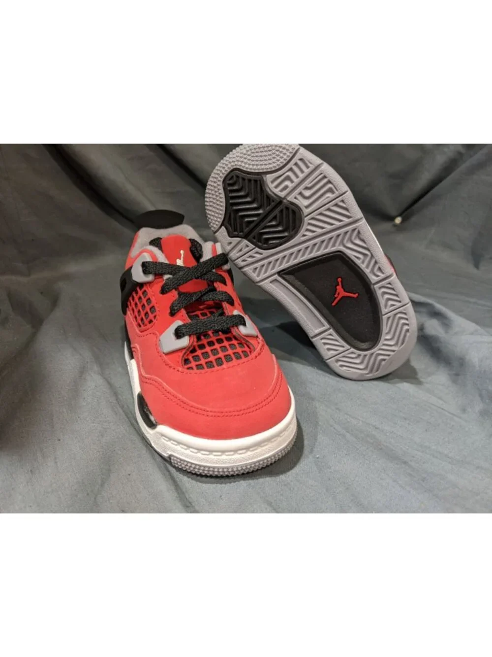 Nike Toddler Air Jordan Retro 4 Red and Black Size 5c NEW IN BOX